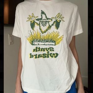 Synth Wizard. Funny graphic tee